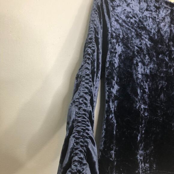 MELLO DAY Nordstrom Blue Crushed Velvet Top Ruched Long Sleeve Small - Picture 5 of 6